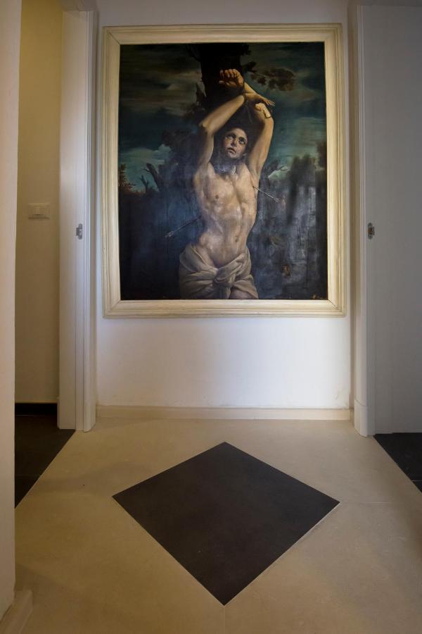 Bric A Brac Eclectic Rooms Uggiano La Chiesa Exterior photo